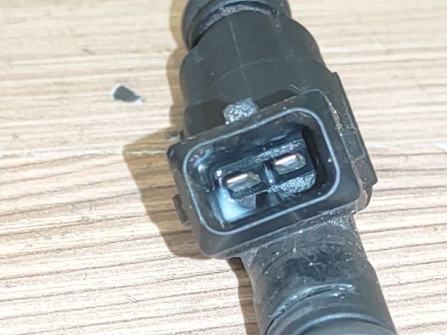 bontott FORD MONDEO II Porlasztó (1 db)