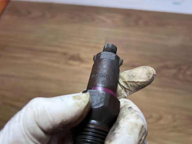 bontott FORD MONDEO II Porlasztó (1 db)