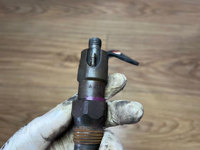 bontott FORD MONDEO II Porlasztó (1 db)