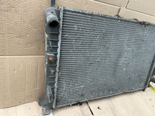 bontott FORD MONDEO II Vízhűtő Radiátor (Klímás)