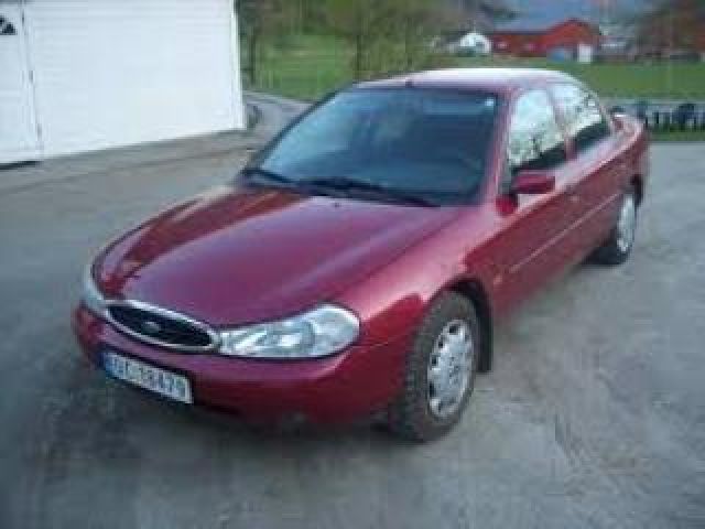 bontott FORD MONDEO II Első Féktárcsa