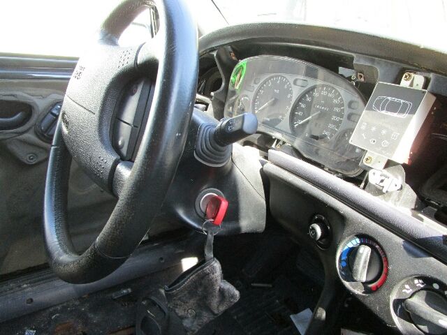 bontott FORD MONDEO II Bal hátsó Kerékagy