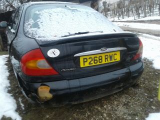 bontott FORD MONDEO II Középső Kipufogó Dob