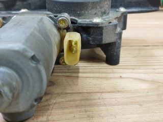 bontott FORD MONDEO II Bal első Ablakemelő Szerkezet (Elektromos)