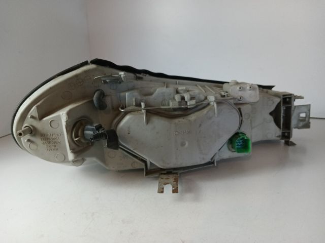 bontott FORD MONDEO II Bal Fényszóró