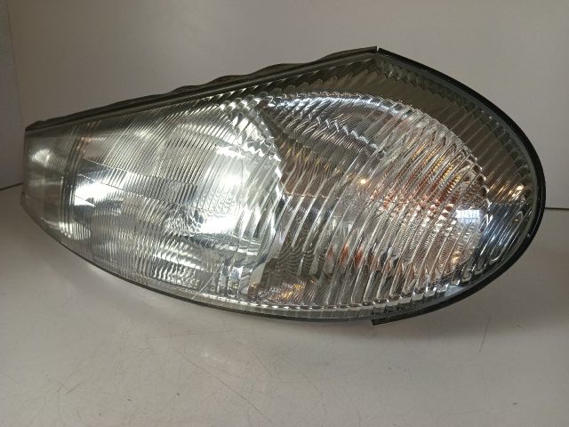 bontott FORD MONDEO II Bal Fényszóró