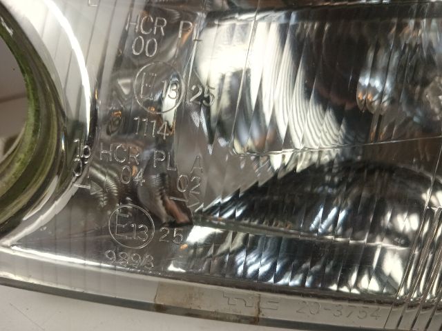 bontott FORD MONDEO II Bal Fényszóró