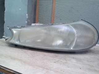 bontott FORD MONDEO II Bal Fényszóró
