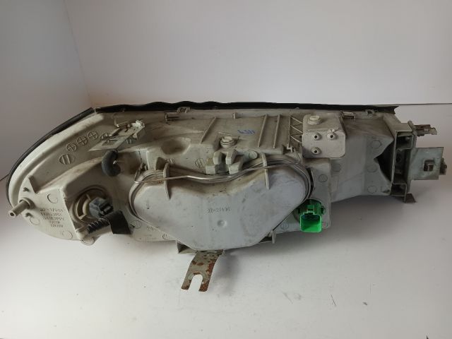 bontott FORD MONDEO II Bal Fényszóró