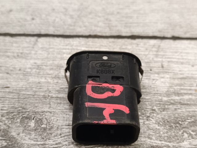 bontott FORD MONDEO II Bal hátsó Ablakemelő Kapcsoló