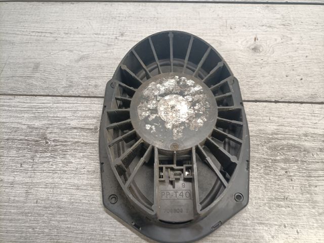 bontott FORD MONDEO II Bal hátsó Hangszóró