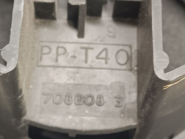 bontott FORD MONDEO II Bal hátsó Hangszóró