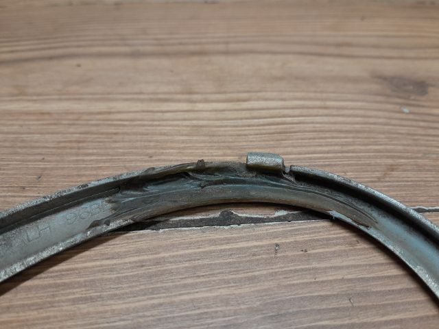 bontott FORD MONDEO II Bal Ködfényszóró Lámpakeret