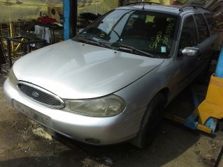 bontott FORD MONDEO II Csomagtérajtó (Részeivel)