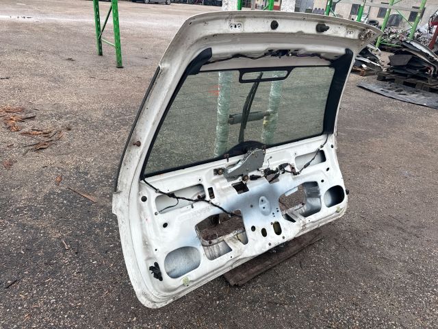 bontott FORD MONDEO II Csomagtérajtó (Üres lemez)