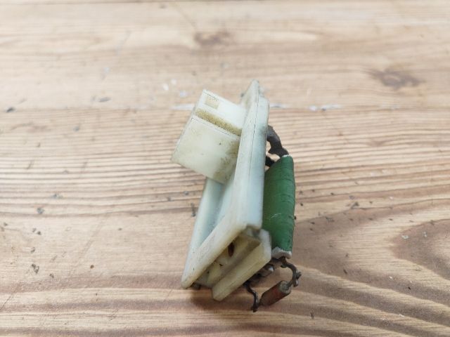 bontott FORD MONDEO II Előtét Ellenállás Fűtőmotor