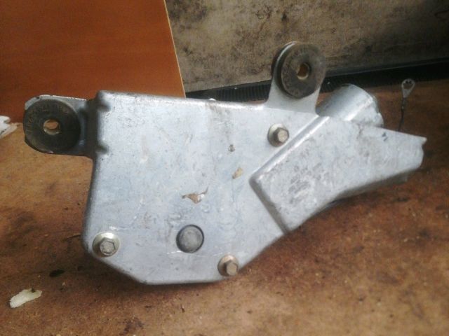 bontott FORD MONDEO II Első Ablaktörlő Motor