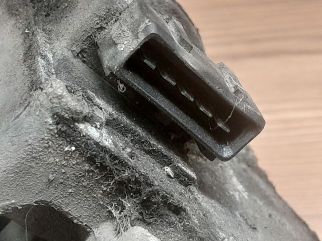 bontott FORD MONDEO II Első Ablaktörlő Szerkezet Motorral