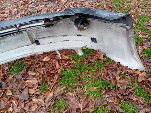 bontott FORD MONDEO II Első Lökhárító (Részeivel)