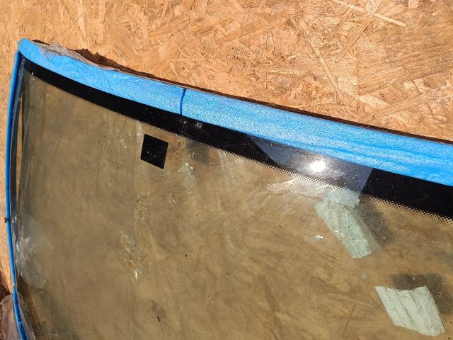 bontott FORD MONDEO II Első Szélvédő