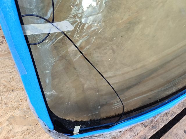 bontott FORD MONDEO II Első Szélvédő