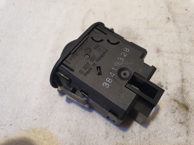 bontott FORD MONDEO II Fényszórómagasság Állító Kapcsoló