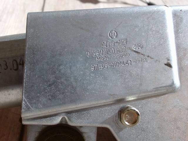 bontott FORD MONDEO II Hátsó Ablaktörlő Motor