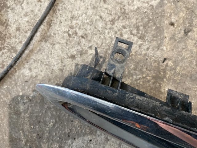 bontott FORD MONDEO II Hűtőrács