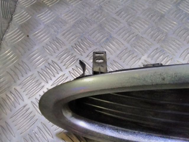 bontott FORD MONDEO II Hűtőrács