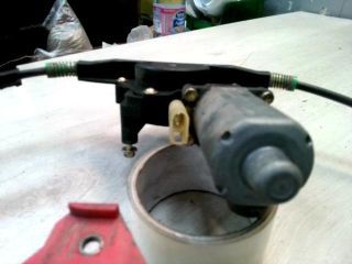 bontott FORD MONDEO II Jobb első Ablakemelő Szerkezet (Elektromos)