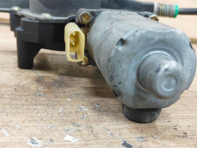 bontott FORD MONDEO II Jobb első Ablakemelő Szerkezet (Elektromos)