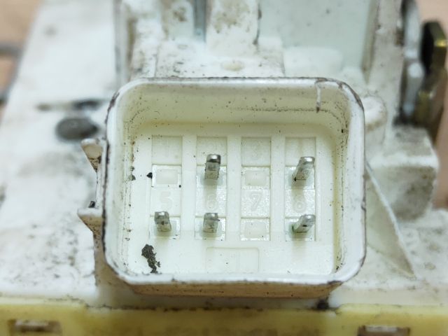 bontott FORD MONDEO II Jobb első Ajtózár