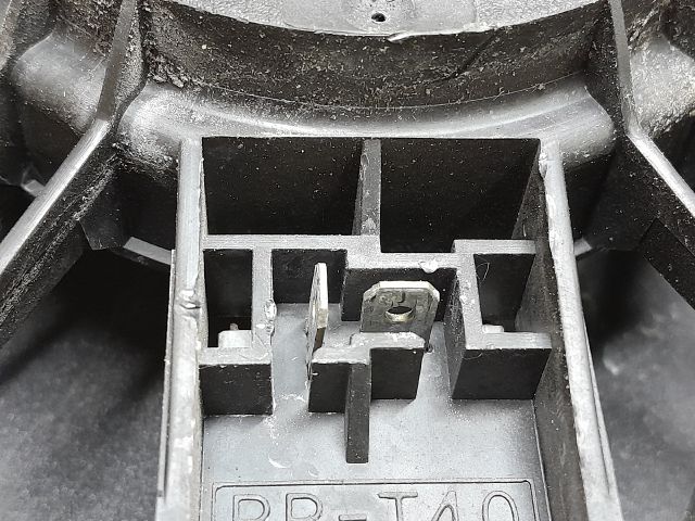 bontott FORD MONDEO II Jobb első Hangszóró