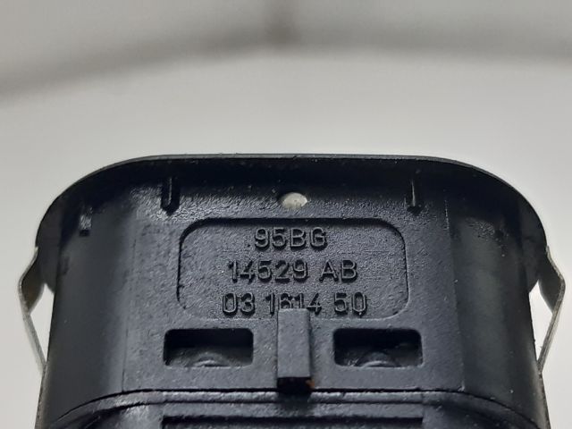 bontott FORD MONDEO II Jobb hátsó Ablakemelő Kapcsoló