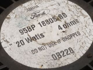 bontott FORD MONDEO II Jobb hátsó Hangszóró