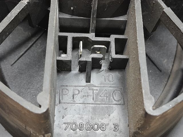 bontott FORD MONDEO II Jobb hátsó Hangszóró