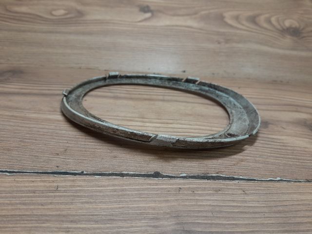 bontott FORD MONDEO II Jobb Ködfényszóró Lámpakeret