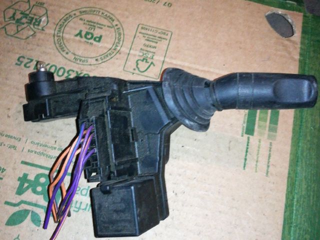 bontott FORD MONDEO II Jobb Kormánykapcsoló Ablaktörlő