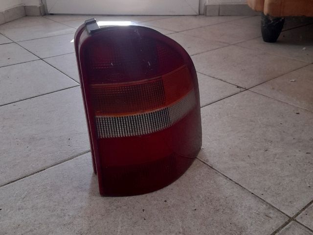 bontott FORD MONDEO II Jobb Külső Hátsó Lámpa