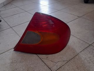 bontott FORD MONDEO II Jobb Külső Hátsó Lámpa