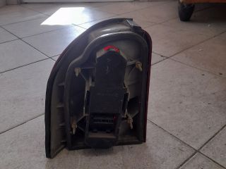 bontott FORD MONDEO II Jobb Külső Hátsó Lámpa