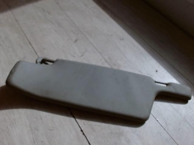 bontott FORD MONDEO II Jobb Napellenző