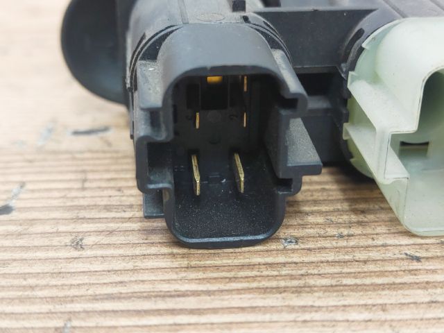 bontott FORD MONDEO II Ülésfűtés Kapcsoló Pár