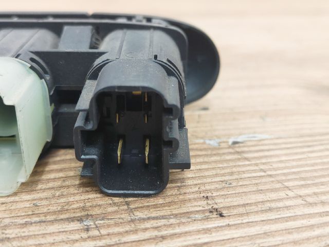 bontott FORD MONDEO II Ülésfűtés Kapcsoló Pár