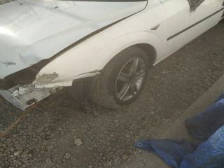 bontott FORD MONDEO III Bal első Féknyereg Munkahengerrel