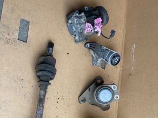 bontott FORD MONDEO III Bal első Féknyereg Munkahengerrel