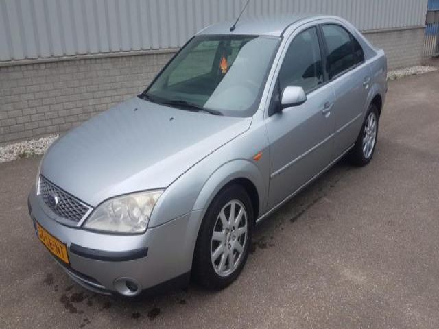 bontott FORD MONDEO III Bal hátsó Kerékagy