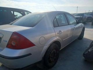 bontott FORD MONDEO III Dugattyú