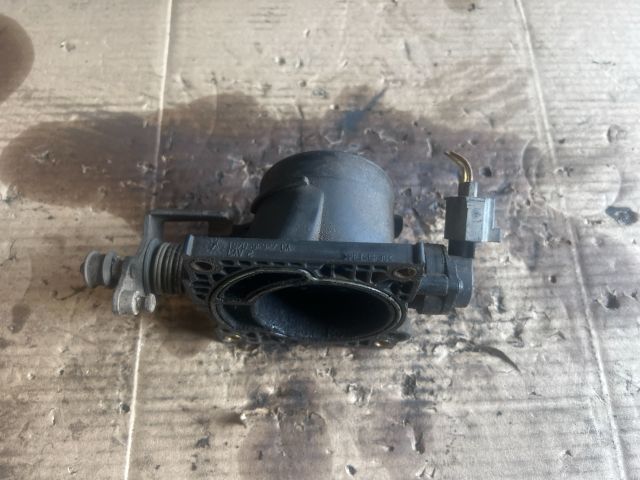 bontott FORD MONDEO III Fojtószelep (Mechanikus)