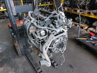 bontott FORD MONDEO III Komplett Motor (Segédberendezésekkel)